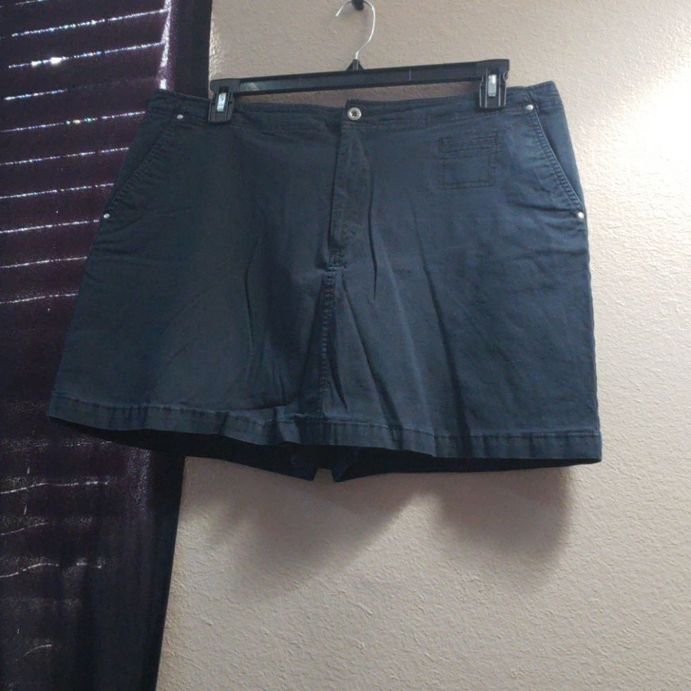 Dockers for Women black skorts